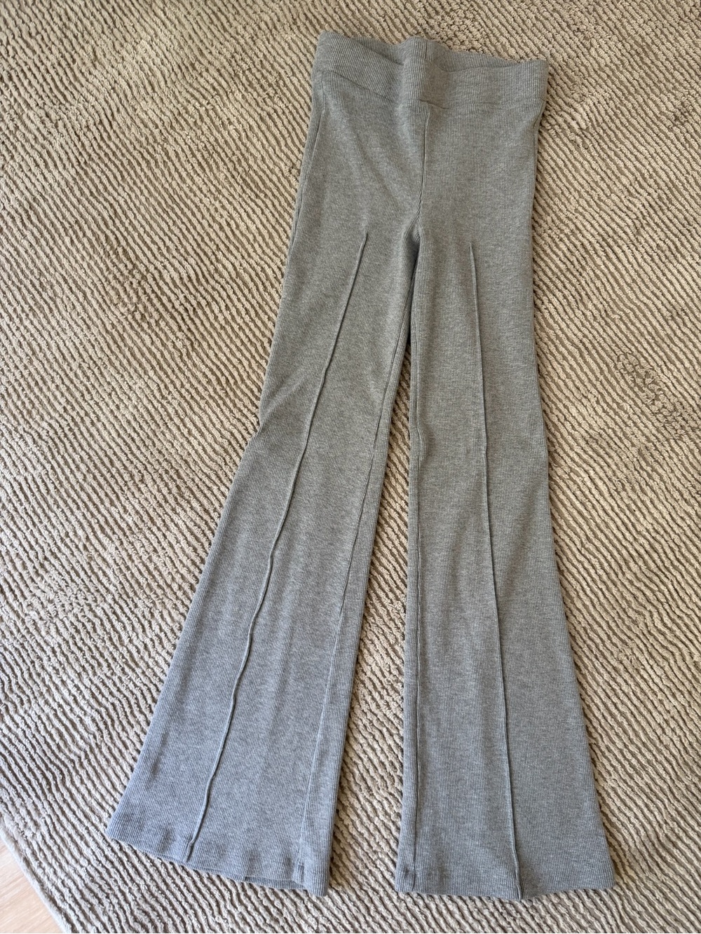 DONNI. High-Waist Knit Flare Pants - Gray